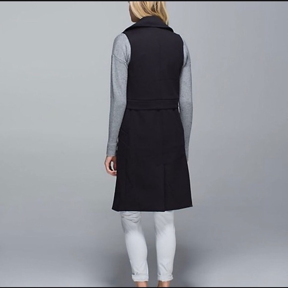 Lululemon Quickchange Vest - Picture 3 of 5